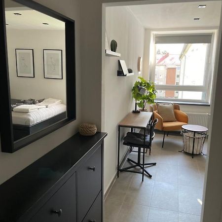 Komfortables Apartment In Der Naehe Der Messe Hannover Bagian luar foto