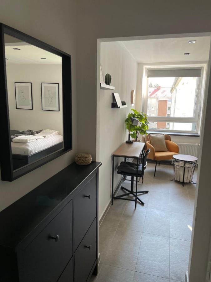 Komfortables Apartment In Der Naehe Der Messe Hannover Bagian luar foto