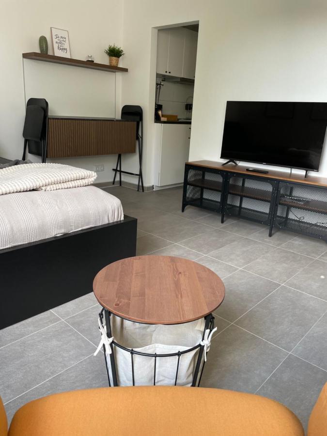 Komfortables Apartment In Der Naehe Der Messe Hannover Bagian luar foto