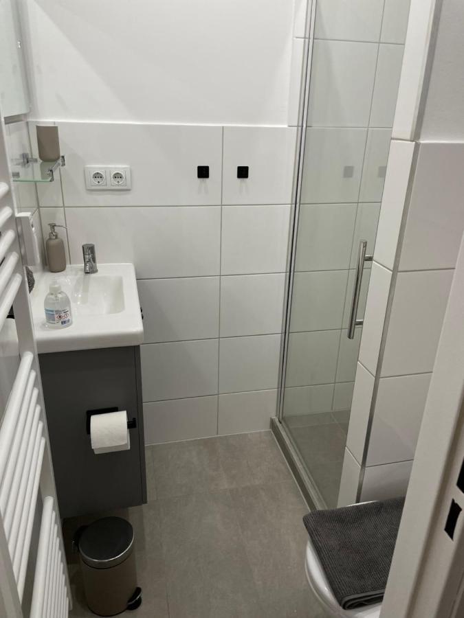 Komfortables Apartment In Der Naehe Der Messe Hannover Bagian luar foto